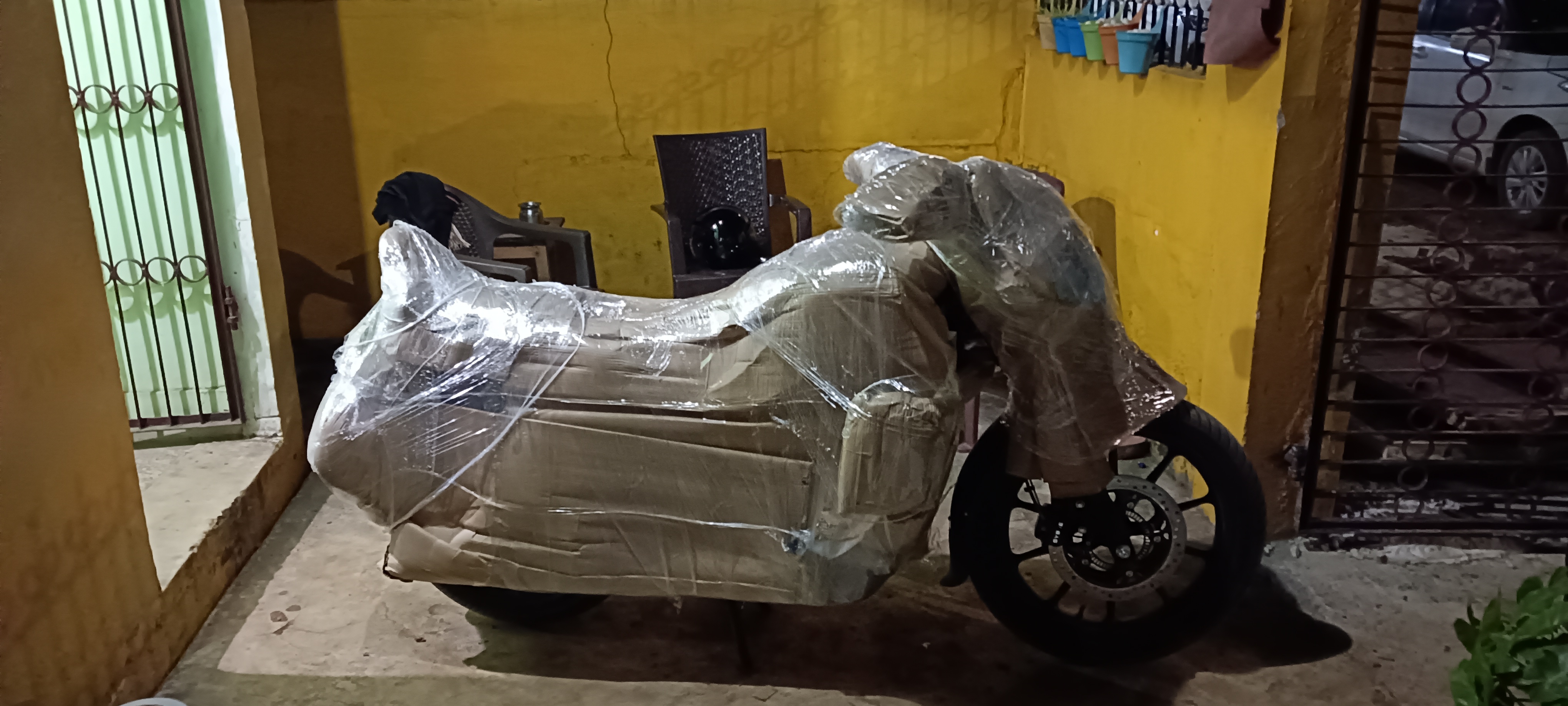 Beautiful Luxury Bike Packing by Shree Alakh Packers and Movers in Raipur-Chhattisgarh