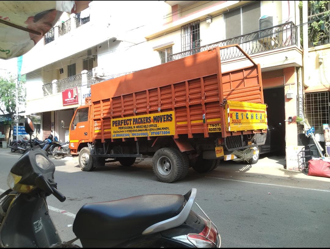 Perfect Packers and Movers Chennai Truck